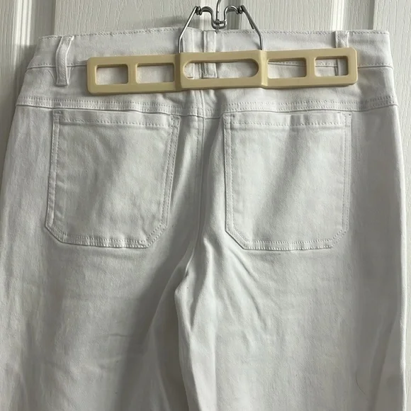 White Crop Wide Leg Ankle Pants with Tan Buttons Closure Size 4 - Picture 5 of 8